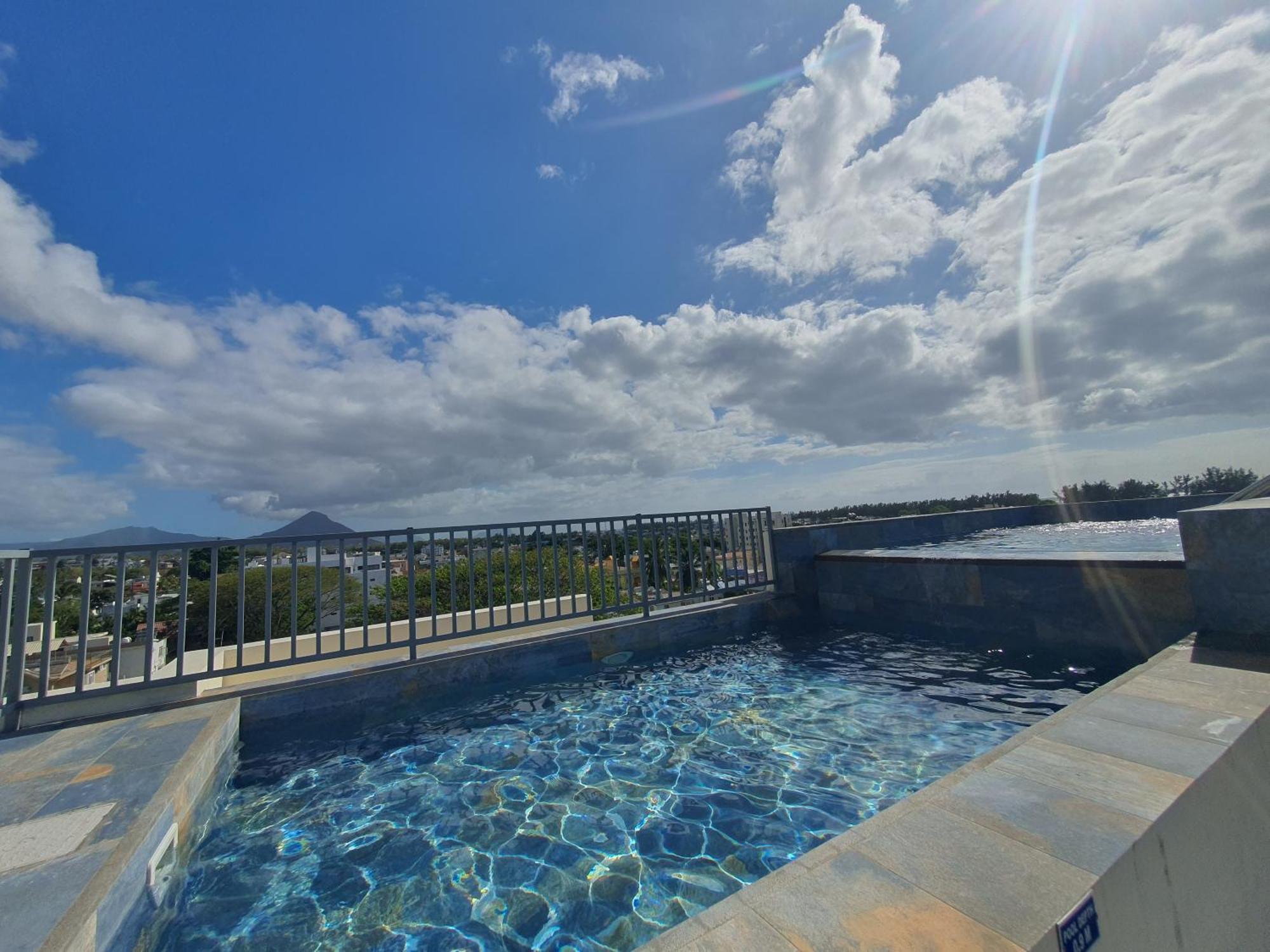 Luxury Retreat At Aqua Breeze Apartment, Flic-en-Flacq Εξωτερικό φωτογραφία